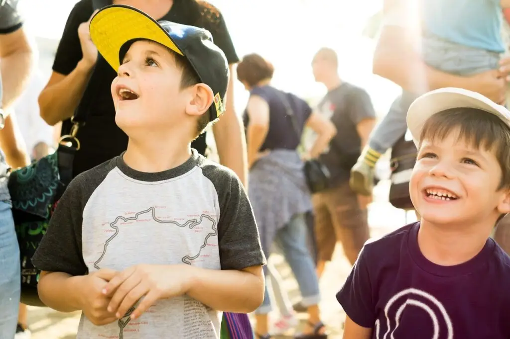 children, boys, surprise, baseball caps, cap, boy, joy, awe, a child, life, awe, awe, awe, awe, awe