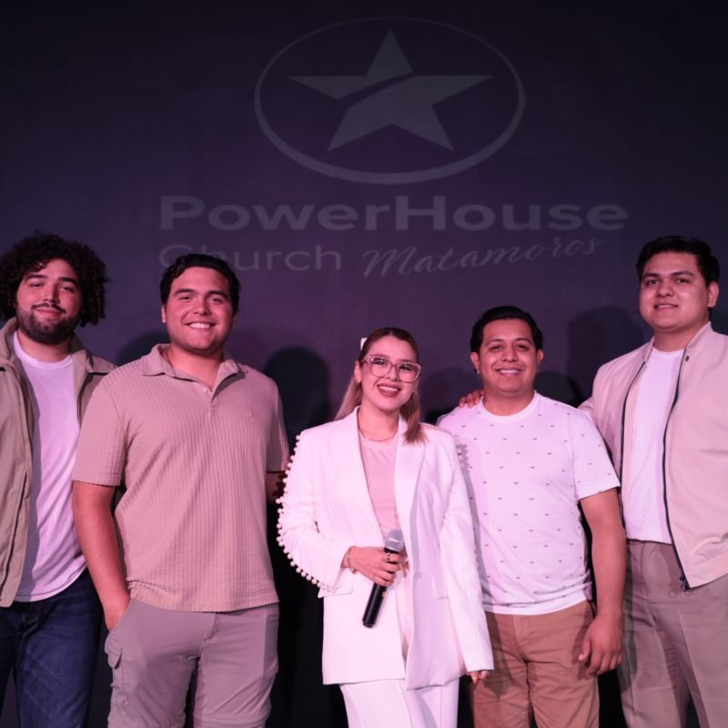 ROCA FIRME WORSHIP